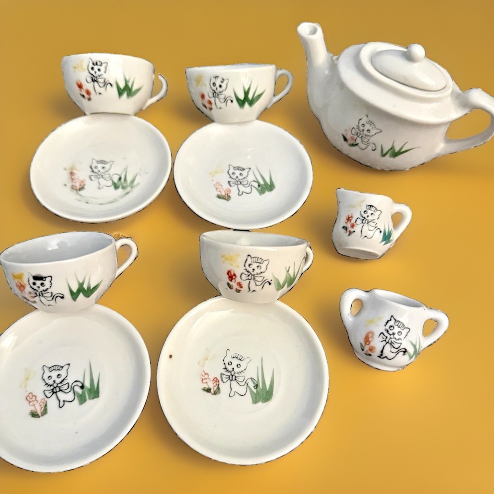 Vintage Miniature Ceramic Child's Tea Set Kitty Cat Graphics Made in Japan 11pc